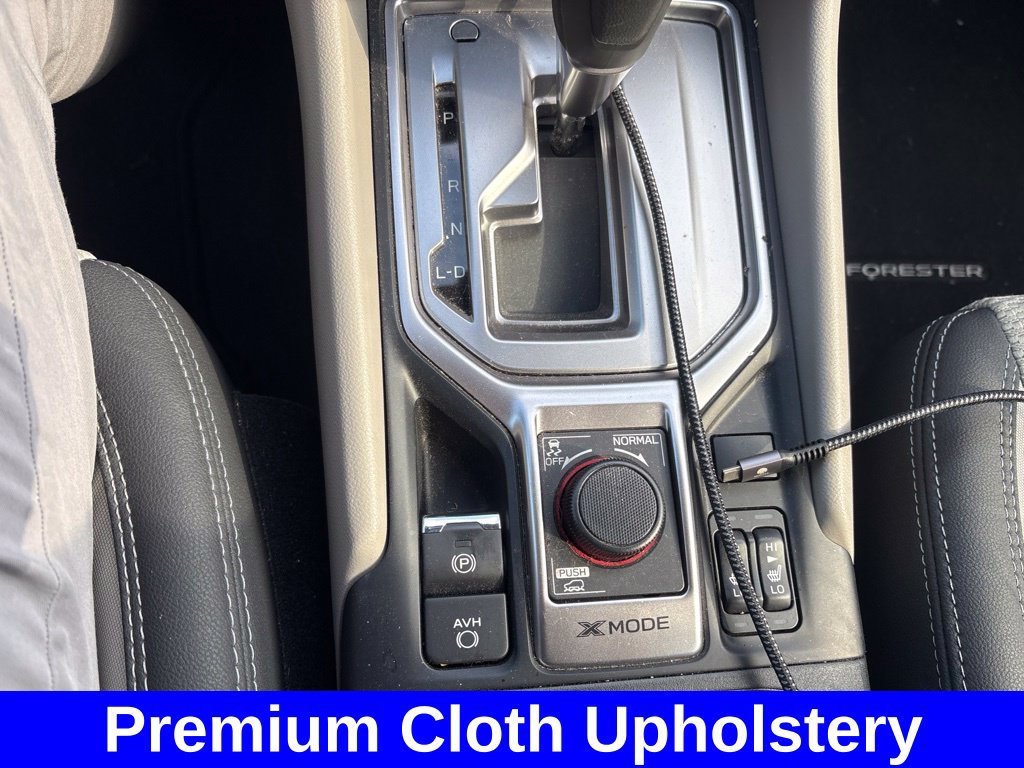 Used 2022 Subaru Forester Premium AWD/4WD image 23