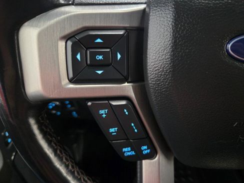 Used 2022 Ford F350 Platinum image 45