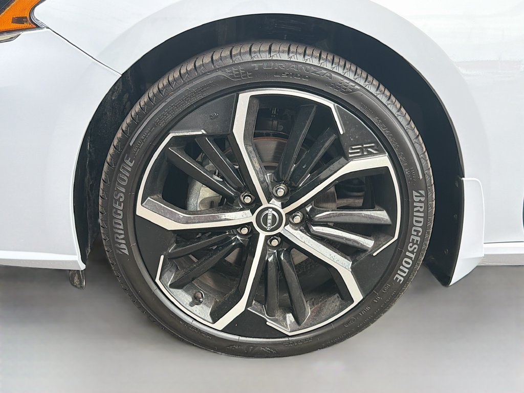 Used 2025 Nissan Altima 2.5 SR FWD image 28