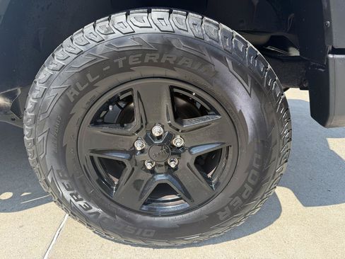 Used 2017 Jeep Wrangler Unlimited Sport w/ Quick Order Package 24S AWD/4WD image 7