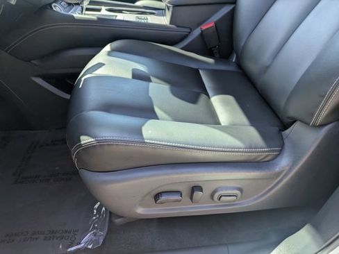 Used 2024 Nissan Murano SV image 18