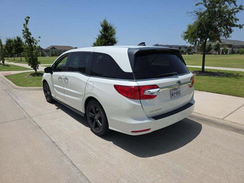 Used 2018 Honda Odyssey EX-L image 2