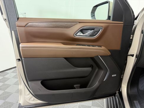 Used 2023 Chevrolet Tahoe High Country image 19