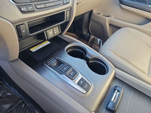 Used 2023 Honda Ridgeline RTL-E image 24