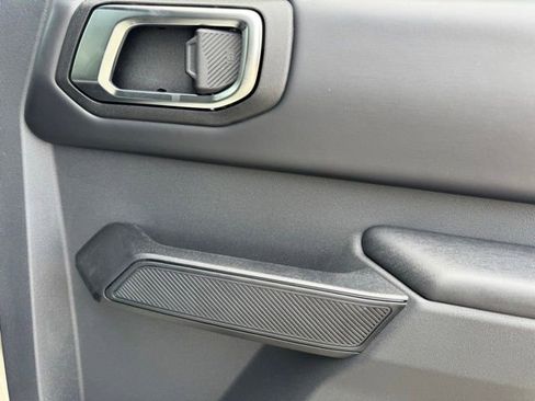 New 2025 Ford Bronco Outer Banks image 19