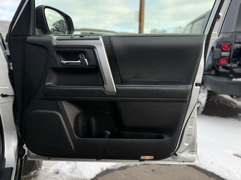 Used 2024 Toyota 4Runner SR5 image 17