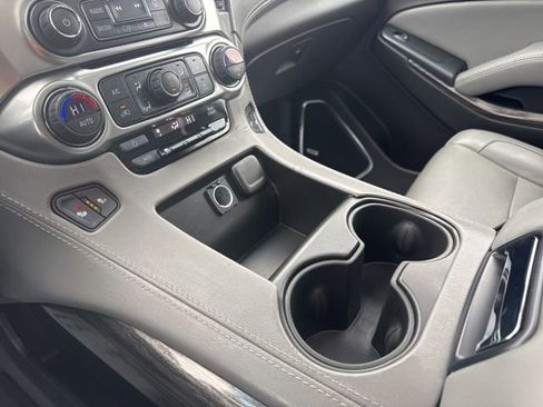 Used 2018 Chevrolet Tahoe LT w/ Luxury Package image 23