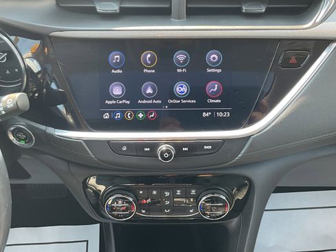 Certified 2022 Buick Encore GX Essence w/ Experience Buick Package image 8