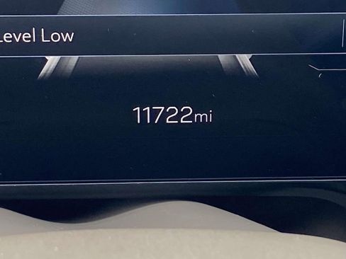 Used 2025 GMC Yukon Denali AWD/4WD image 29