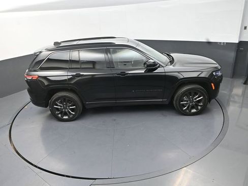 New 2026 Jeep Grand Cherokee Limited AWD/4WD image 18