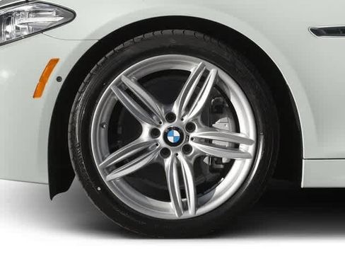 Used 2016 BMW 550i xDrive Sedan image 11