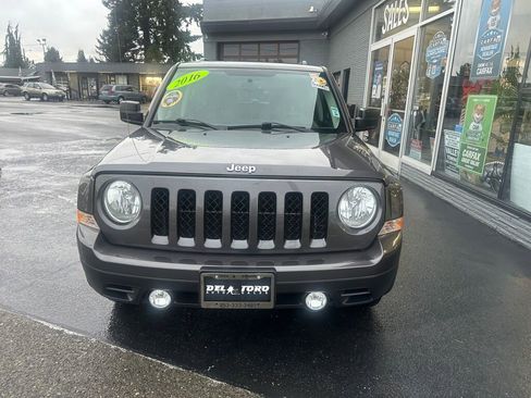 Used 2016 Jeep Patriot Sport w/ Power Value Group image 2
