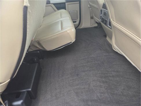 Used 2020 Ford F150 Lariat w/ Equipment Group 501A Mid image 34