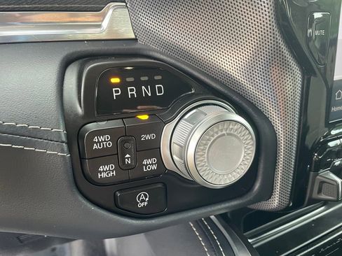 Used 2024 RAM 1500 Limited AWD/4WD image 26