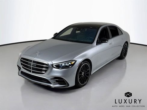 Used 2023 Mercedes-Benz S 500 4MATIC w/ AMG Line image 4
