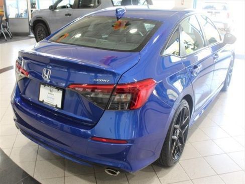 Used 2023 Honda Civic Sport image 5