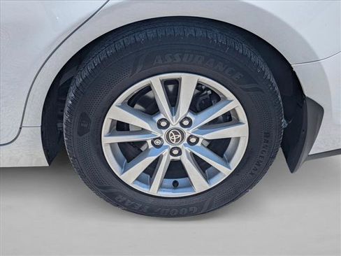 Used 2025 Toyota Camry LE w/ Convenience Package AWD/4WD image 10