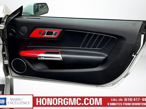 Used 2018 Ford Mustang Premium RWD image 23