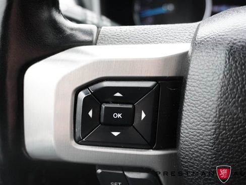 Used 2020 Ford F450 Platinum w/ FX4 Off-Road Package image 38