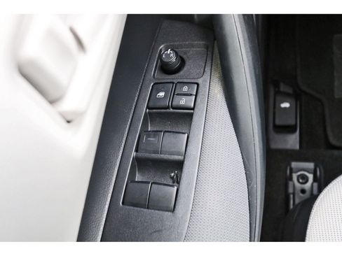 Used 2023 Toyota Corolla LE image 22