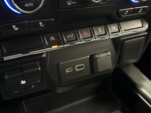 Used 2021 Chevrolet Silverado 1500 RST w/ Bed Protection Package image 36