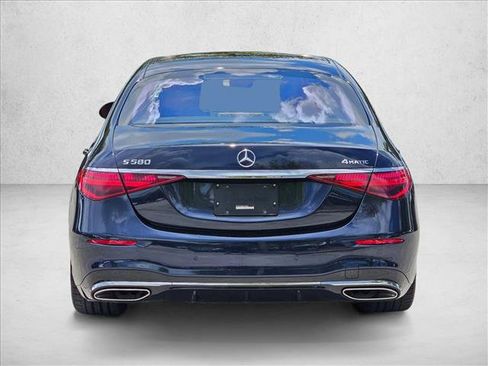 Used 2022 Mercedes-Benz S 580 4MATIC Sedan image 6