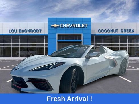 Used 2022 Chevrolet Corvette Stingray Premium Conv w/ Z51 Performance Package RWD image 4