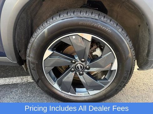 Used 2025 Nissan Rogue SV AWD/4WD image 27