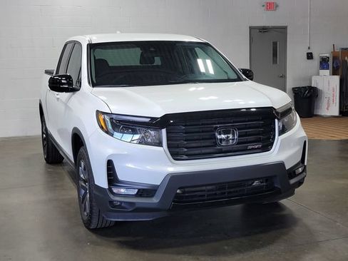 Certified 2023 Honda Ridgeline Sport image 4