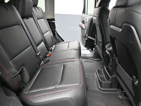 New 2026 Jeep Wrangler Unlimited Rubicon image 25