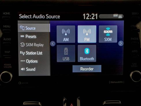 Used 2022 Toyota Corolla SE image 24