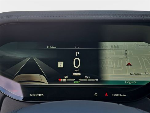 Certified 2025 Land Rover Range Rover SE image 20