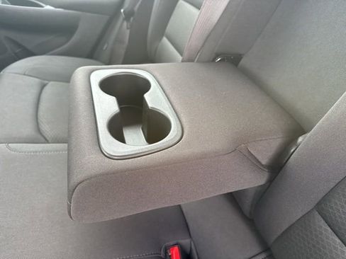 Used 2024 Chevrolet Malibu LT image 35