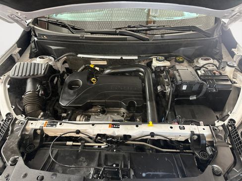 Certified 2023 GMC Terrain SLE w/ Driver Convenience Package FWD image 32