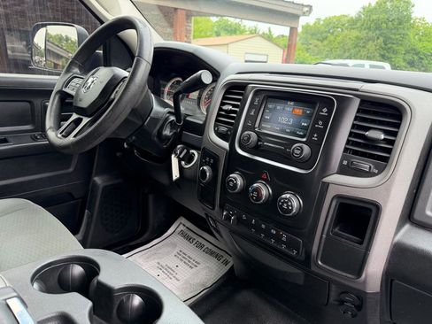 Used 2017 RAM 2500 Tradesman w/ Chrome Appearance Group AWD/4WD image 13