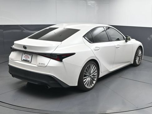 Used 2025 Lexus IS 300 w/ Premium Package RWD image 7