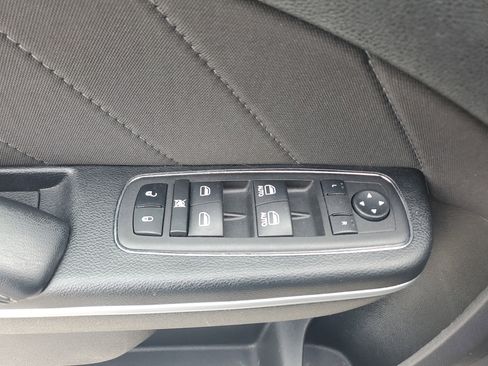 Used 2023 Dodge Charger SXT image 27