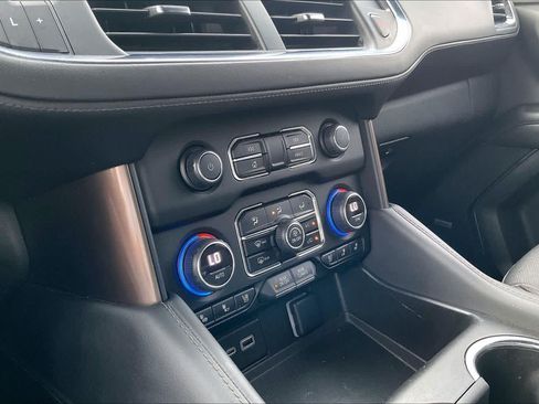 Used 2022 Chevrolet Tahoe High Country AWD/4WD image 32