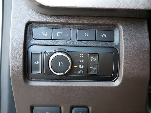 Used 2024 Ford F350 King Ranch w/ Chrome Package image 17