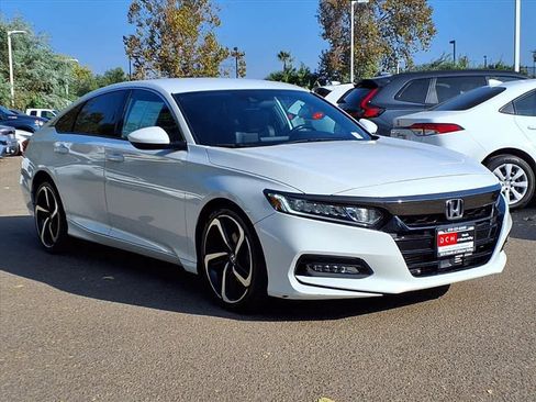 Used 2020 Honda Accord Sport image 3