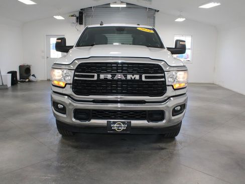 Used 2024 RAM 2500 Big Horn image 19