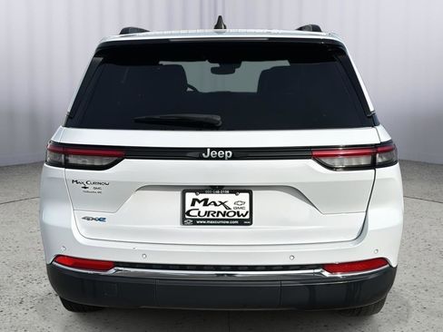 Used 2024 Jeep Grand Cherokee Limited 4xe image 4