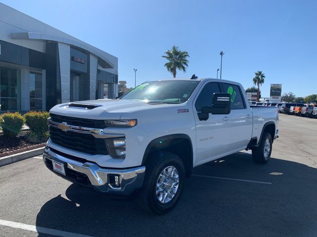 Certified 2025 Chevrolet Silverado 3500 LT w/ Safety Package AWD/4WD image 2