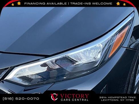 Used 2025 Nissan Sentra SV image 9