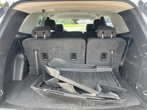 Used 2019 Chevrolet Traverse LS AWD/4WD image 18
