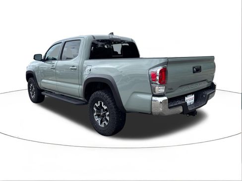 Used 2023 Toyota Tacoma TRD Off-Road AWD/4WD image 5