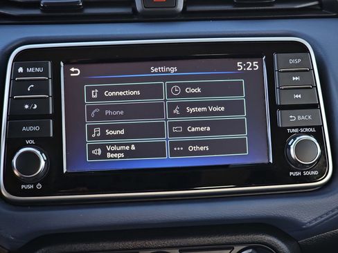 Used 2023 Nissan Versa SV image 21