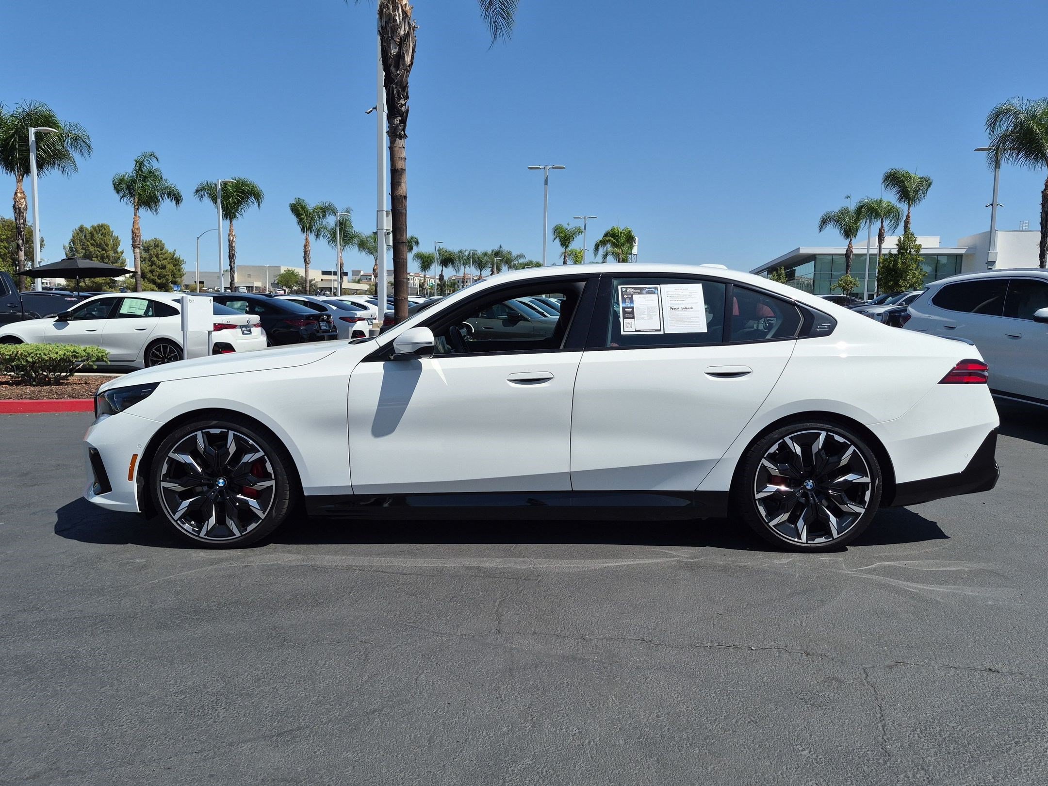 Used 2026 BMW i5 eDrive40 w/ M Sport Package RWD image 7
