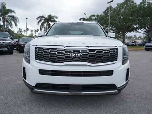 Used 2020 Kia Telluride S w/ S 8 Passenger Seating Package FWD image 24