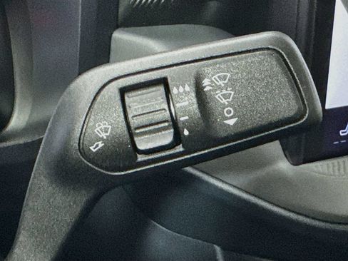 Used 2026 Ford Maverick XLT w/ XLT Luxury Package AWD/4WD image 13